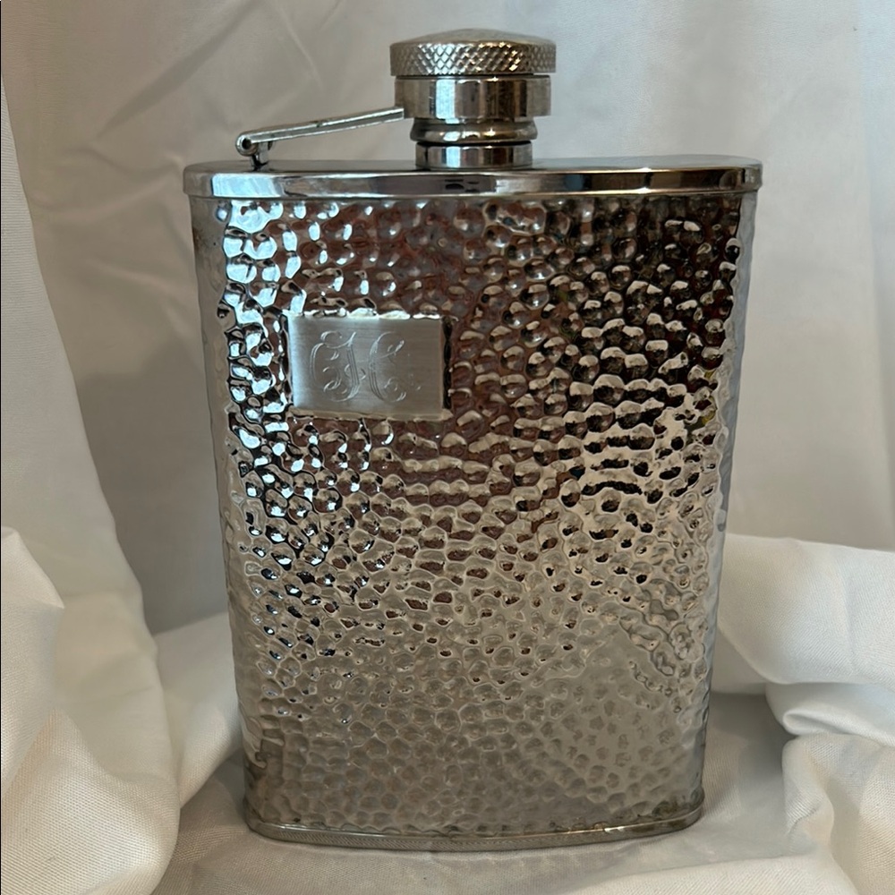 Corkscrew & Flask - Picture 5 of 9